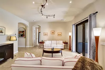 4082 NW 87th Ave, Cooper City, FL 33024 - Photo 17