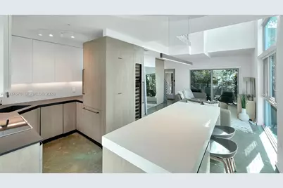 734 Michigan Ave #7, Miami Beach, FL 33139 - Photo 3