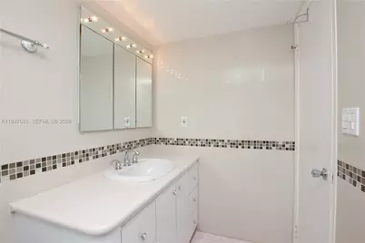 2780 NE 183rd St #901, Aventura, FL 33160 - Photo 27