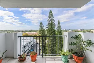 2780 NE 183rd St, Aventura, FL 33160 - Photo 11