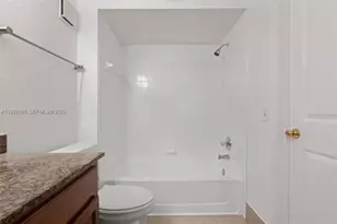 12400 Vista Isles Dr, Sunrise, FL 33325 - Photo 27