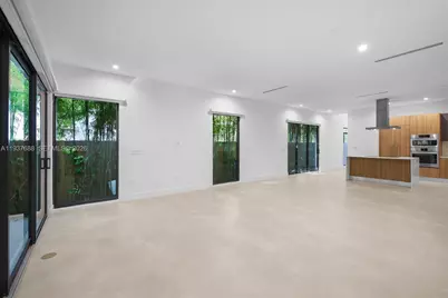 3063 Elizabeth St, Miami, FL 33133 - Photo 7