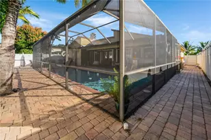 5821 NW 56th Pl, Tamarac, FL 33319 - Photo 17