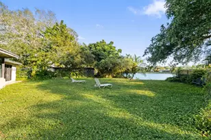 8690 SW 104th St, Miami, FL 33156 - Photo 15
