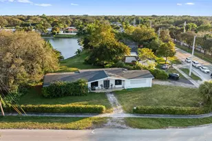 8690 SW 104th St, Miami, FL 33156 - Photo 1