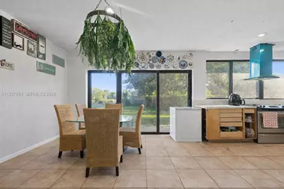 8690 SW 104th St, Miami, FL 33156 - Photo 7