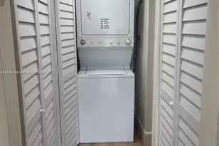 475 NW 85th Ct, Miami, FL 33126 - Photo 23