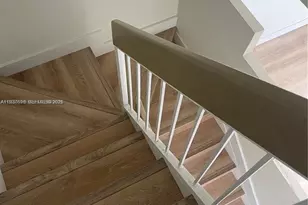 475 NW 85th Ct, Miami, FL 33126 - Photo 25