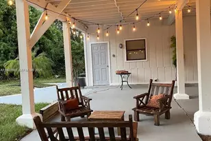 1866 9th Pl, Vero Beach, FL 32960 - Photo 11