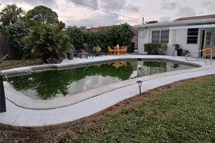 1820 Barbados Rd, Lake Clarke Shores, FL 33406 - Photo 3