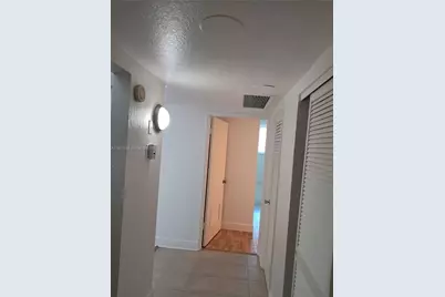 19380 Collins Ave #806, Sunny Isles Beach, FL 33160 - Photo 5