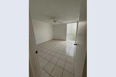 6995 NW 186th St #E506, Hialeah, FL 33015 - Photo 11