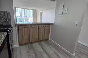 13499 Biscayne Blvd, North Miami, FL 33181 - Photo 7