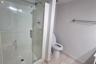 13499 Biscayne Blvd, North Miami, FL 33181 - Photo 23