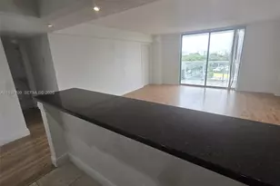 13499 Biscayne Blvd, North Miami, FL 33181 - Photo 3