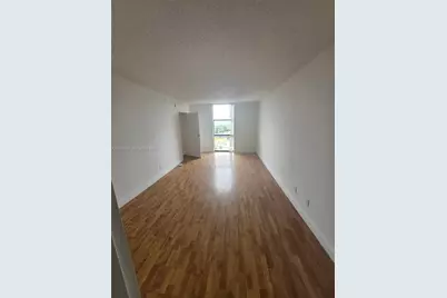 13499 Biscayne Blvd #709, North Miami, FL 33181 - Photo 9