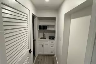 4171 SW 99th Ct, Miami, FL 33165 - Photo 11