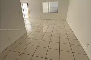 5817 Blueberry Ct, Lauderhill, FL 33313 - Photo 7
