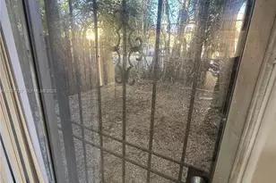 5817 Blueberry Ct, Lauderhill, FL 33313 - Photo 23