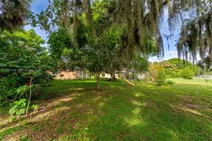 4559 Springview Cir, Labelle, FL 33935 - Photo 27