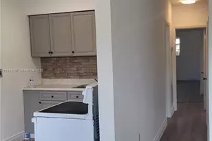 2951 NW 49th St, Miami, FL 33142 - Photo 11