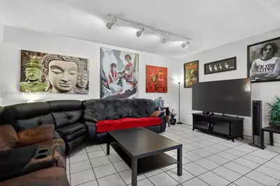 8260 NW 191st Ln #14L, Hialeah, FL 33015 - Photo 7