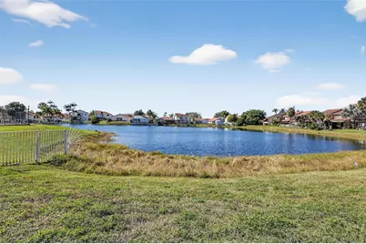 8260 NW 191st Ln #14L, Hialeah, FL 33015 - Photo 33