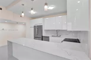 19380 Collins Ave, Sunny Isles Beach, FL 33160 - Photo 13