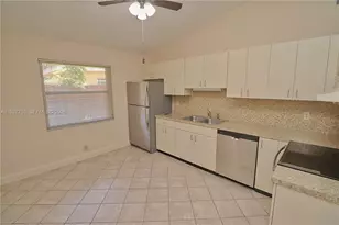 278 SW 7th St, Dania Beach, FL 33004 - Photo 7