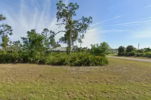 105 Green Oak Park, Rotonda West, FL 33947 - Photo 1