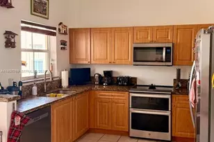 4302 Foxtail Ln, Weston, FL 33331 - Photo 5