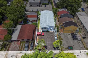 1621 NW 16th St, Miami, FL 33125 - Photo 3