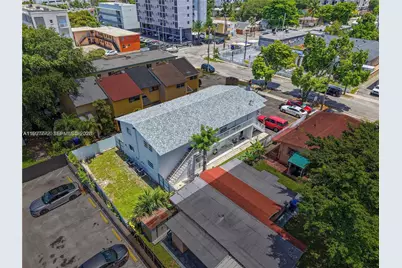 1621 NW 16th St, Miami, FL 33125 - Photo 5