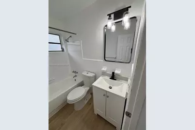 1026 NW 2nd St #5, Miami, FL 33128 - Photo 3