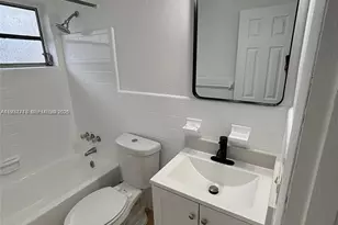 1026 NW 2nd St, Miami, FL 33128 - Photo 3