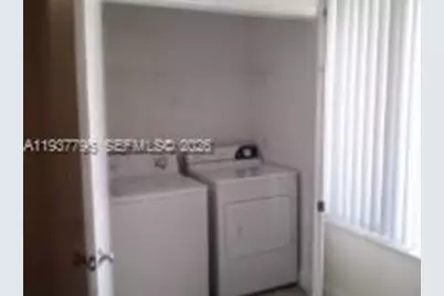 2831 N Oakland Forest Dr #103, Oakland Park, FL 33309 - Photo 5