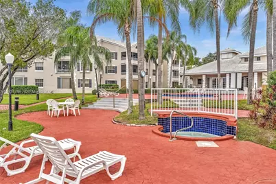 2831 N Oakland Forest Dr #103, Oakland Park, FL 33309 - Photo 19