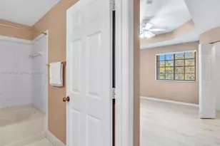 3873 Tree Top Dr, Weston, FL 33332 - Photo 33