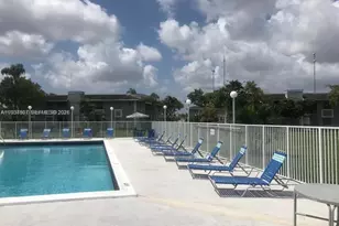 455 NE 210th Cir Terrace, Miami, FL 33179 - Photo 3