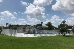 455 NE 210th Cir Terrace, Miami, FL 33179 - Photo 5