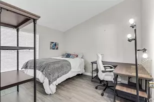 10831 NW 3rd Ct, Pembroke Pines, FL 33026 - Photo 19