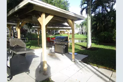 5111 W Oakland Park Blvd #301, Lauderdale Lakes, FL 33313 - Photo 7