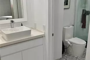 2457 Collins Ave, Miami Beach, FL 33140 - Photo 7