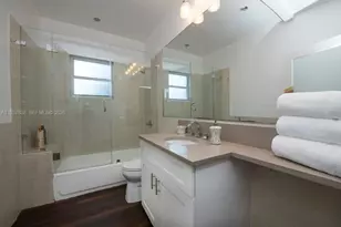 524 NW 35th St, Miami, FL 33127 - Photo 11