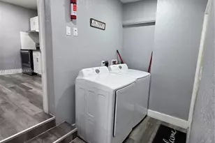 13895 NE 11th Ave, North Miami, FL 33161 - Photo 43
