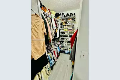 18334 NW 68th Ave #L, Hialeah, FL 33015 - Photo 11