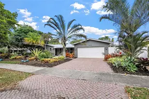 5670 NE 21st Dr, Fort Lauderdale, FL 33308 - Photo 3