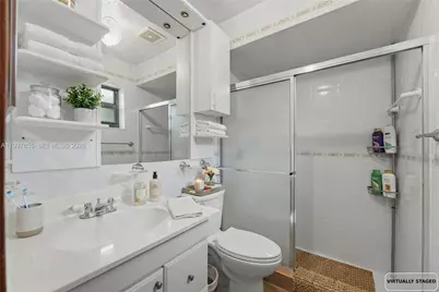 8510 NW 8th St, Pembroke Pines, FL 33024 - Photo 19