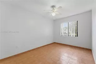8510 NW 8th St, Pembroke Pines, FL 33024 - Photo 25