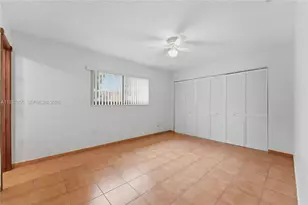 8510 NW 8th St, Pembroke Pines, FL 33024 - Photo 17